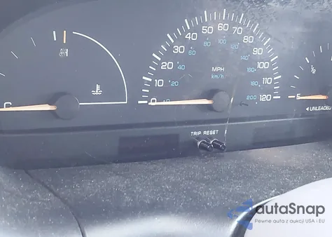 2000 Dodge Caravan z USA, uszkodzony, nr VIN 2B4GP2531YR535393